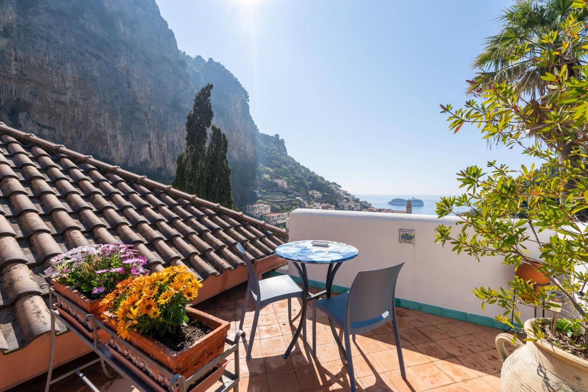 Hotel Villa Annalara Charme And Relax Amalfi Exterior photo